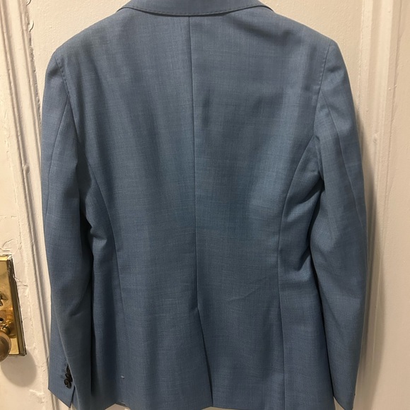 SUISTUDIO Suit Supply Classic Blazer Tailored for Women (Light Blue, 2S) - Picture 7 of 9